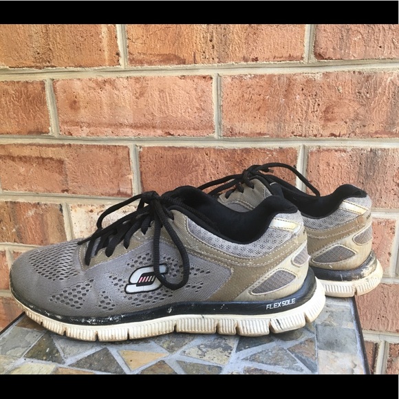 Sketchers Memory Foam Sneakers - Picture 2 of 5